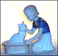 Friends, Bing & Grondahl Figurine #2249 MAIN