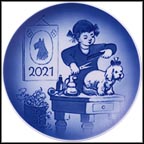 The Little Dog Groomer Collector Plate by Sven Vestergaard MAIN