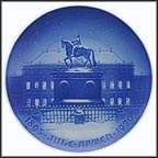 Royal Castle Of Amalienborg Collector Plate by Th. Larsen MAIN