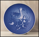 Duck And Ducklings Collector Plate by Henry Thelander MAIN