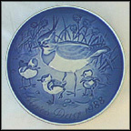 Crested Plover And Young Collector Plate by Henry Thelander MAIN
