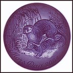 Otter With Cub Collector Plate by Finn Clausen MAIN