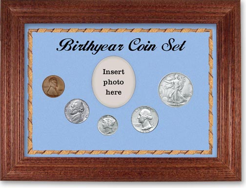 1945 Birth Year Coin Gift Set with a blue background and cherry frame MAIN
