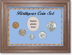 1940 Birth Year Coin Gift Set with a blue background and dark oak frame THUMBNAIL