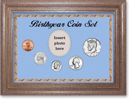 1981 Birth Year Coin Gift Set with a blue background and dark oak frame THUMBNAIL