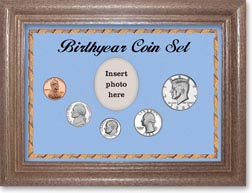 1983 Birth Year Coin Gift Set with a blue background and dark oak frame THUMBNAIL