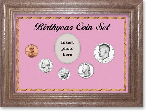 1979 Birth Year Coin Gift Set with a pink background and dark oak frame MAIN