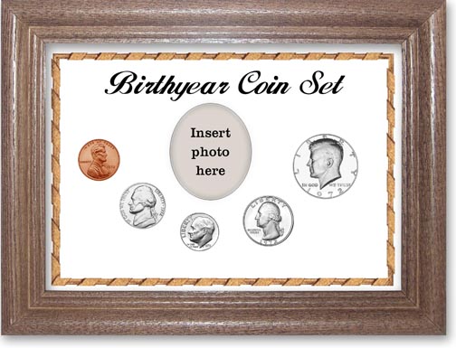 1972 Birth Year Coin Gift Set with a white background and dark oak frame MAIN