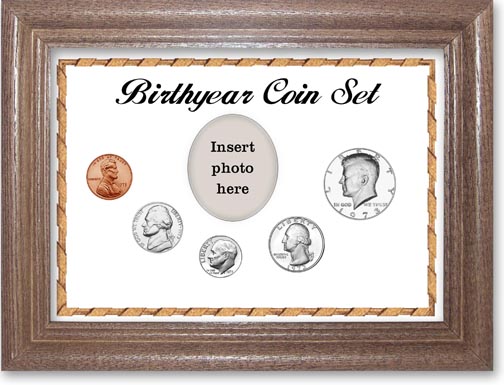1973 Birth Year Coin Gift Set with a white background and dark oak frame MAIN
