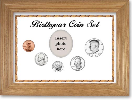 1979 Birth Year Coin Gift Set with a white background and wheat frame MAIN