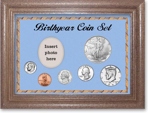 1992 Birth Year Deluxe Gift Set with a blue background and dark oak frame LARGE