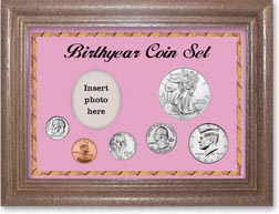 2017 Birth Year Deluxe Gift Set with a pink background and dark oak frame THUMBNAIL