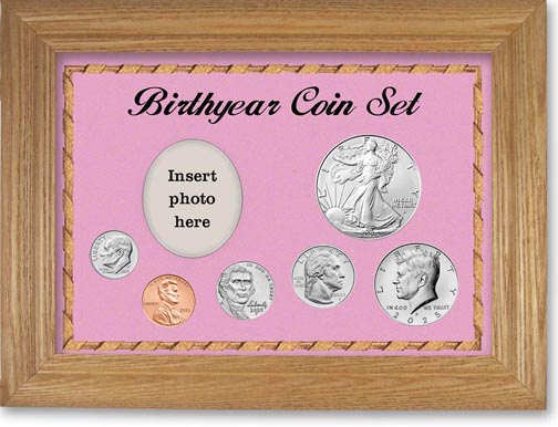 2025 Birth Year Deluxe Gift Set with a pink background and wheat frame MAIN