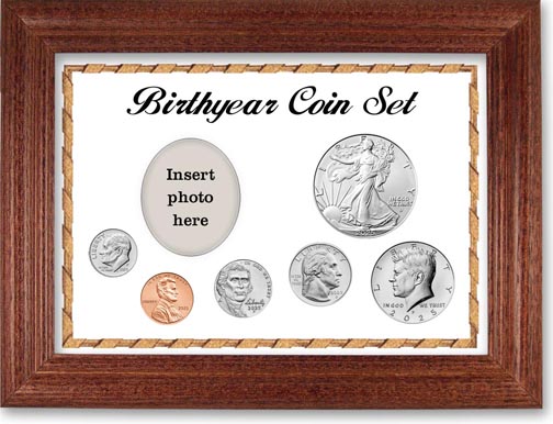 2025 Birth Year Deluxe Gift Set with a white background and cherry frame MAIN