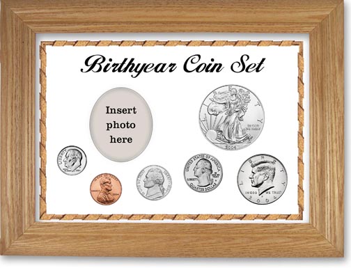 2004 Birth Year Deluxe Gift Set with a white background and wheat frame MAIN
