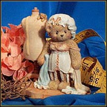 Sarah - Memories To Wear And Share, Cherished Teddies Figurine #308676 MAIN