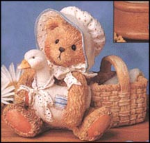 Katie - A Friend Always Knows When You Need A Hug, Cherished Teddies Figurine #950440 MAIN