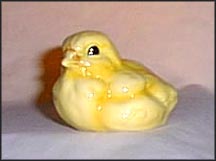 Chick, Goebel Figurine  #32-015-07 MAIN