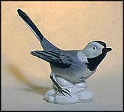 Green Parakeet, Goebel Figurine  #38025 MAIN