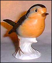 Bird, Goebel Figurine  #38-042-09 MAIN