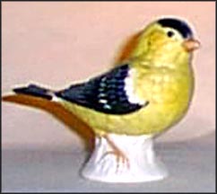Goldfinch, Goebel Figurine  #38-503 MAIN
