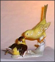 Feeding Time, Goebel Figurine  #Lang 6 MAIN