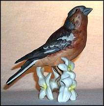 Chaffinch, Goebel Figurine  #nn-chaff MAIN