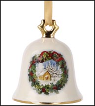 2021 Christmas Wreath, Goebel Annual Christmas Bell Ornament MAIN