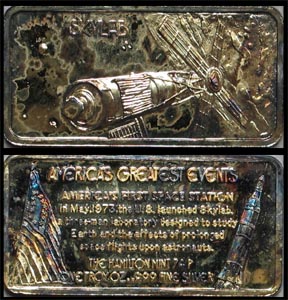 Skylab, gold plated' Art Bar by Hamilton Mint. MAIN