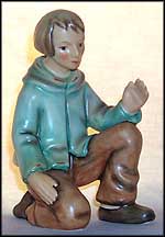 Shepherd Kneeling, M. I. Hummel Nativity MAIN