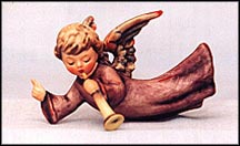 Flying Angel, M. I. Hummel Nativity MAIN