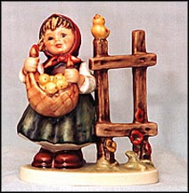 Chicken Licken, M. I. Hummel Figurine MAIN
