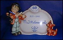 Puppy Love, M. I. Hummel Plaque MAIN