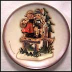 On Our Way, M. I. Hummel Mini Century Plate MAIN