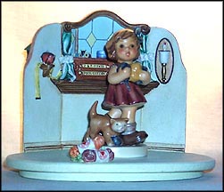 Quilting Bee Gift Set, M. I. Hummel Figurine MAIN