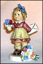 For Mommy, M. I. Hummel Figurine MAIN