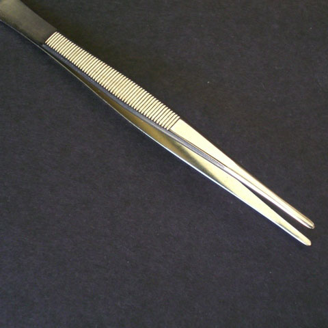 Showgard Tong - Point Tip, Black Case MAIN