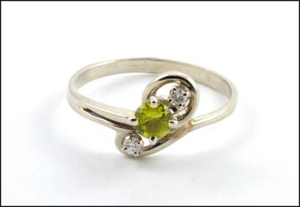 Peridot and Diamond Ring in 14K White Gold MAIN