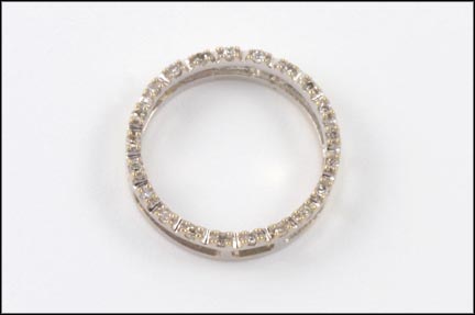 Diamond Circle Pendant in 10K White Gold LARGE
