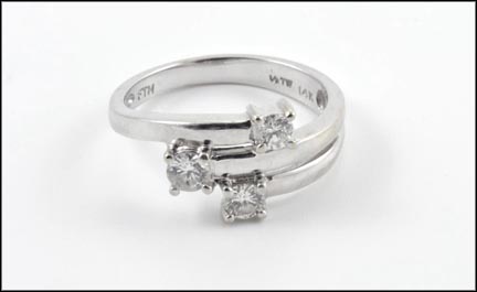 Diamond Ring in 14K White Gold MAIN