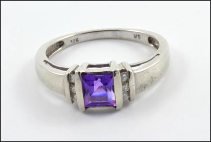 Amethyst Ring in 10K White Gold MAIN