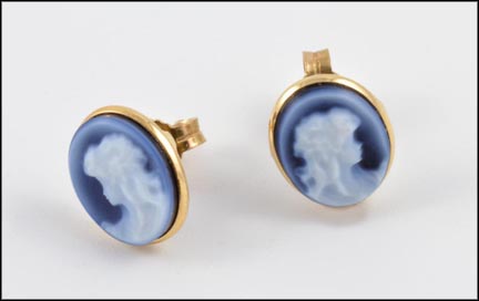 Agate Cameo Earrings in 14K Yellow Gold LARGE