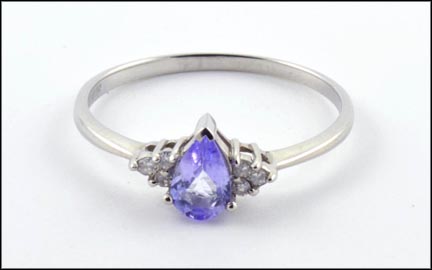 Tanzanite and Diamond Ring in Platinum MAIN