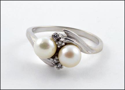 Double Pearl Ring in 10K White Gold MAIN