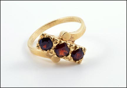 Garnet Ring in 14K Yellow Gold MAIN