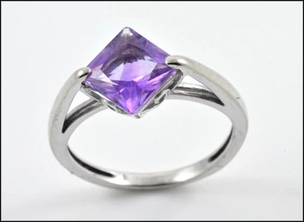 Amethyst Ring in White Gold LARGE