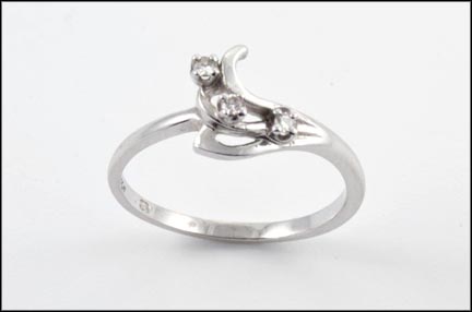 Three Small Diamonds Ring in 14K White Gold LARGE