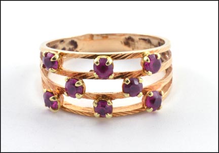 Multi Ruby Ring in Yellow Gold MAIN