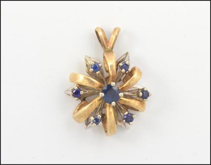 Multi Blue Sapphire Pendant in Yellow Gold LARGE
