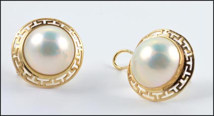 Mabe' Pearl Hinge Back Earrings in 14K Yellow Gold MAIN